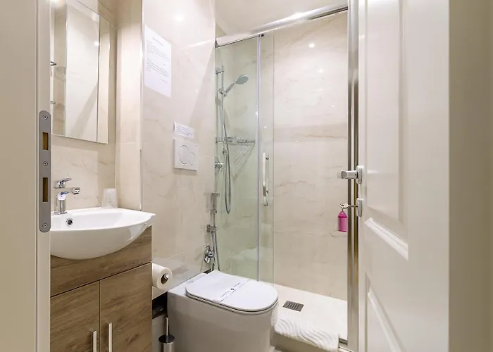 Domus Park Avenue Pansiyon Roma